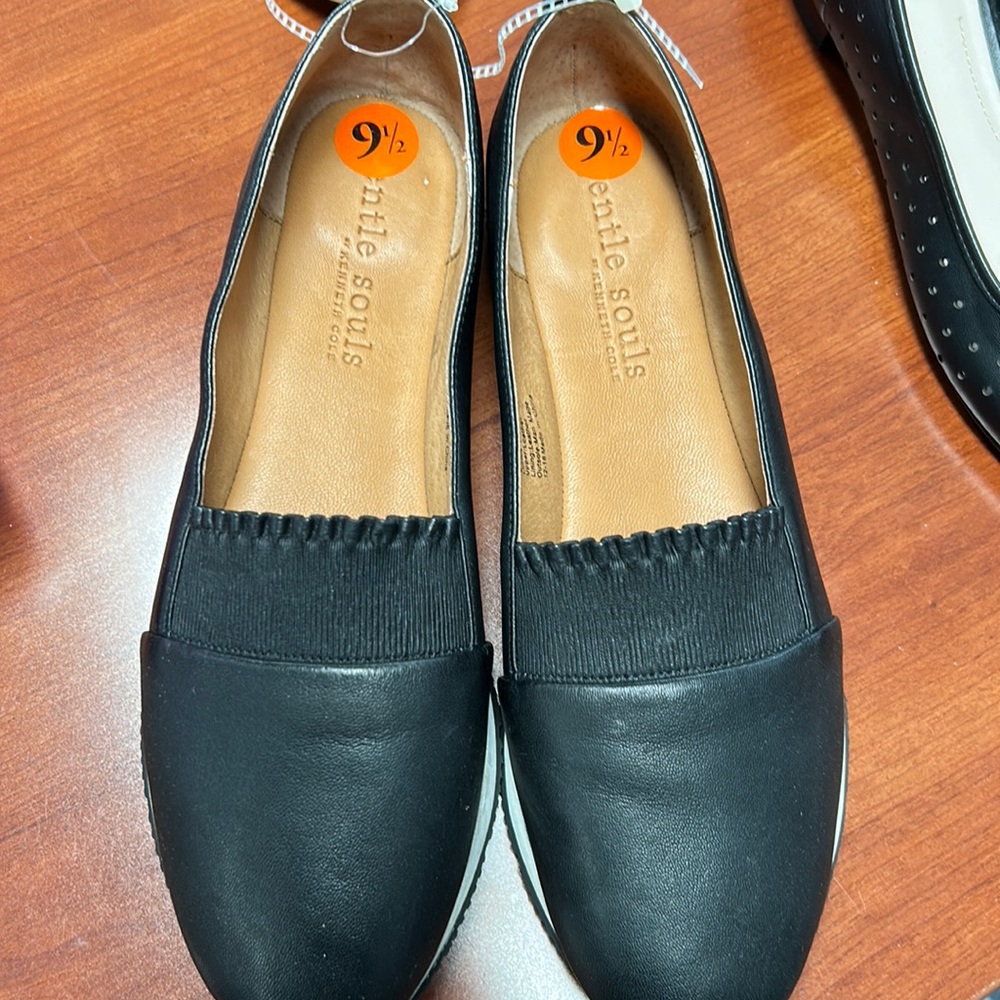 Gentle souls shoes size 9.5 // 05245
